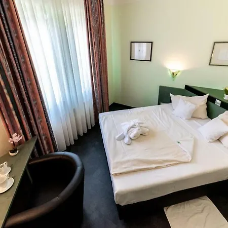 Royal 4* Pforzheim